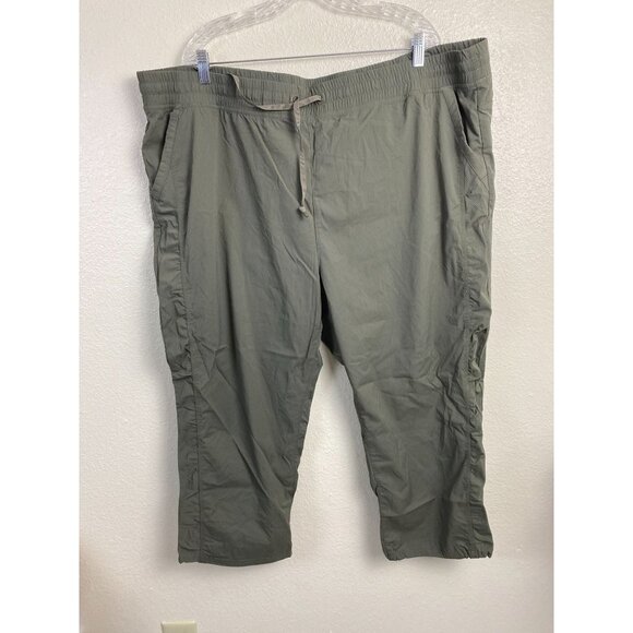 Eddie Bauer Cargo Cropped Pants Womans Plus size 3X Green Nylon Stretch Outdoor - Picture 1 of 14